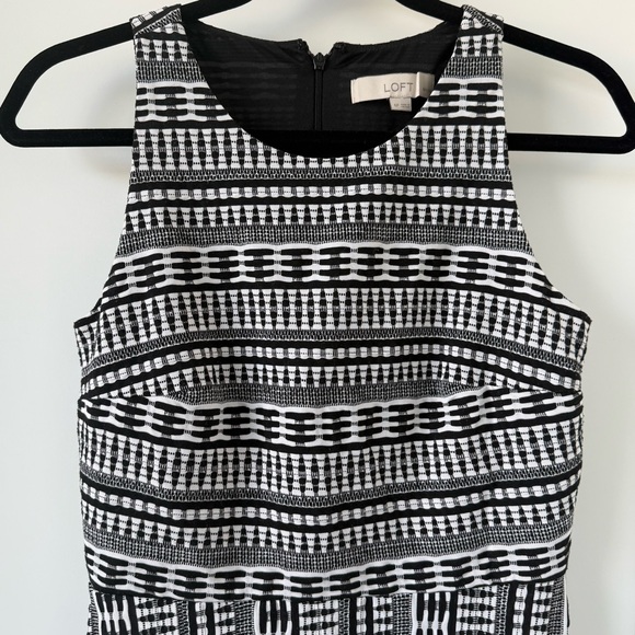 LOFT Geometric Mini Dress - Picture 2 of 6